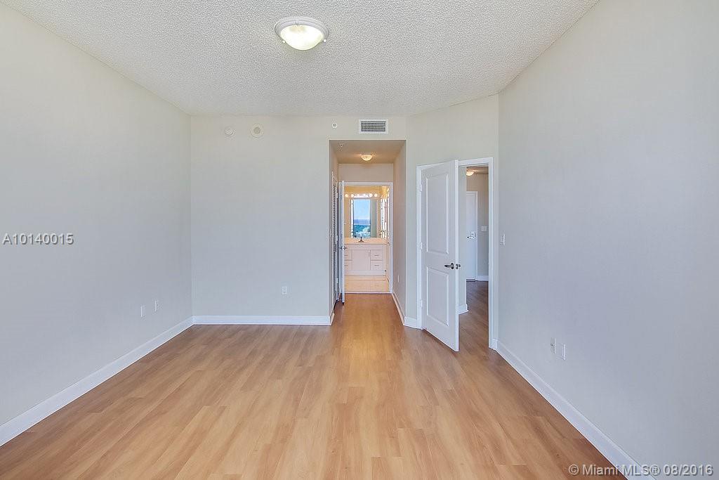 Flamingo South Beach - Residential Lease