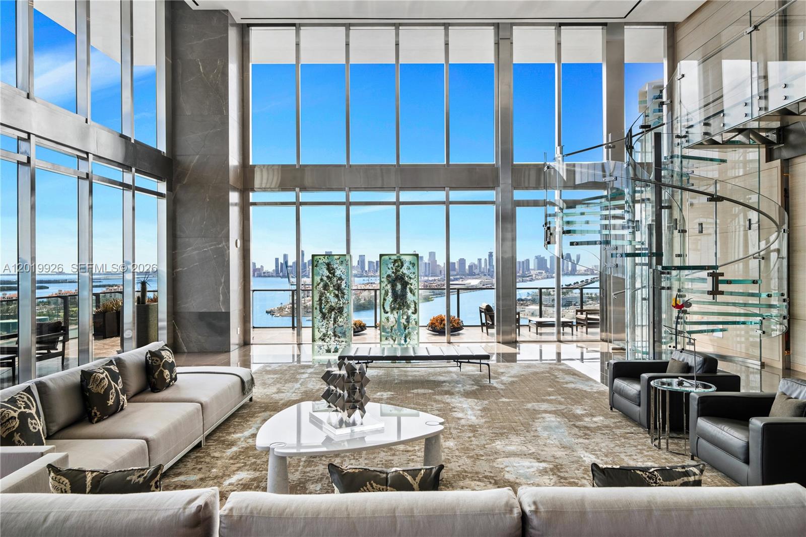 APOGEE CONDO - Residential