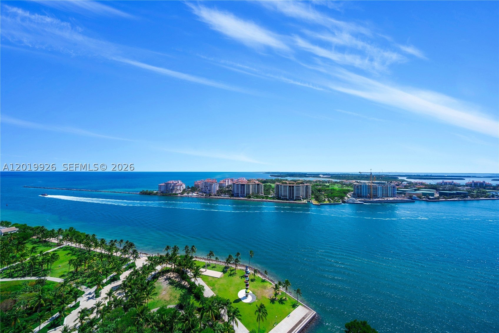 800 S Pointe Dr Penthouse 2204