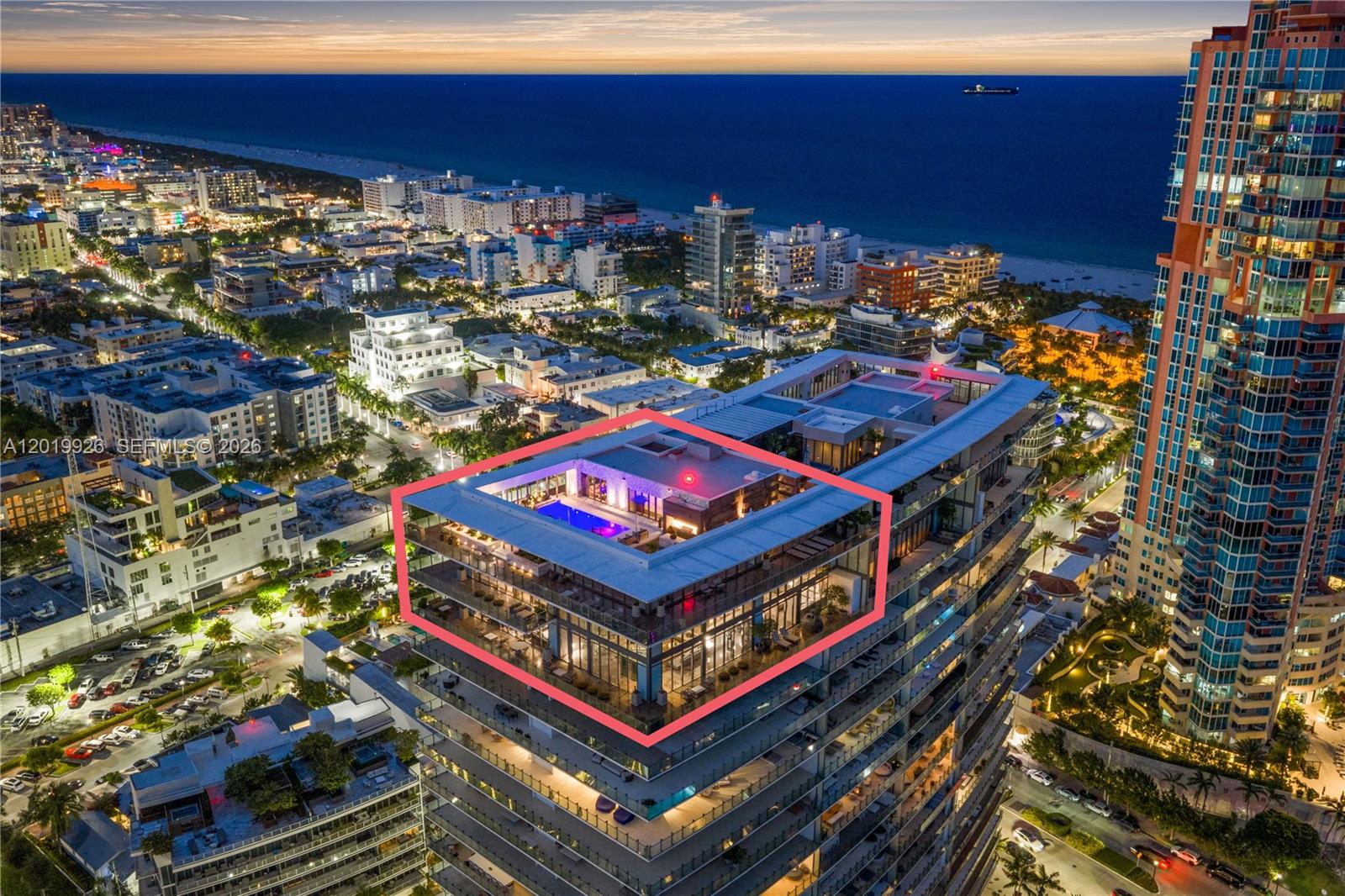APOGEE CONDO - Residential