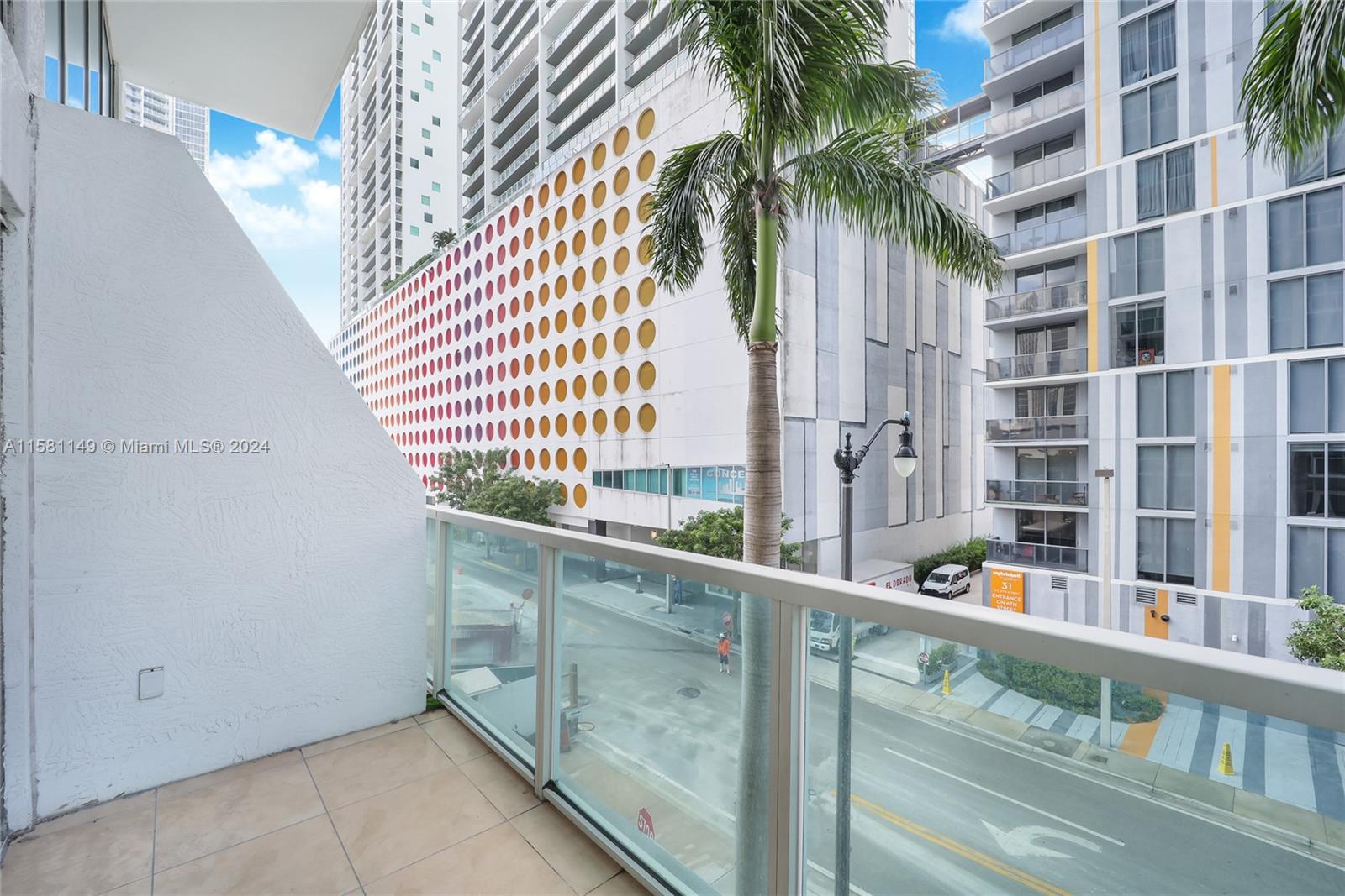 BRICKELL ON THE RIVER S T - Residential
