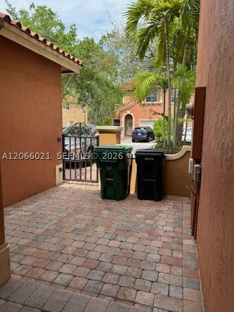 15242 SW 30th Ter 15242