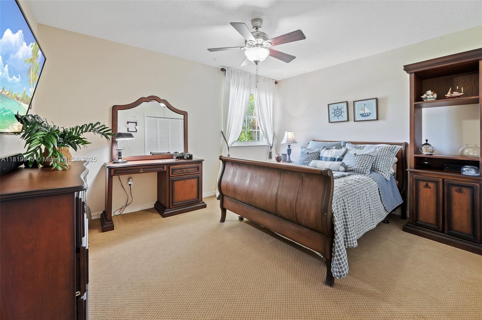 DORAL GLEN T-17816 - Residential