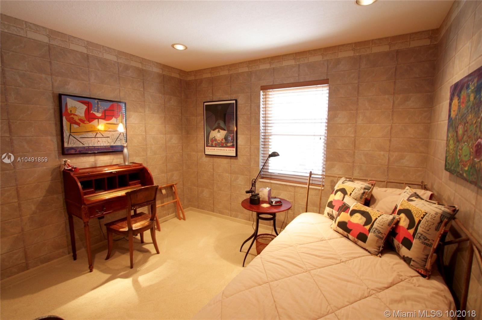 West Lake Village - Residential