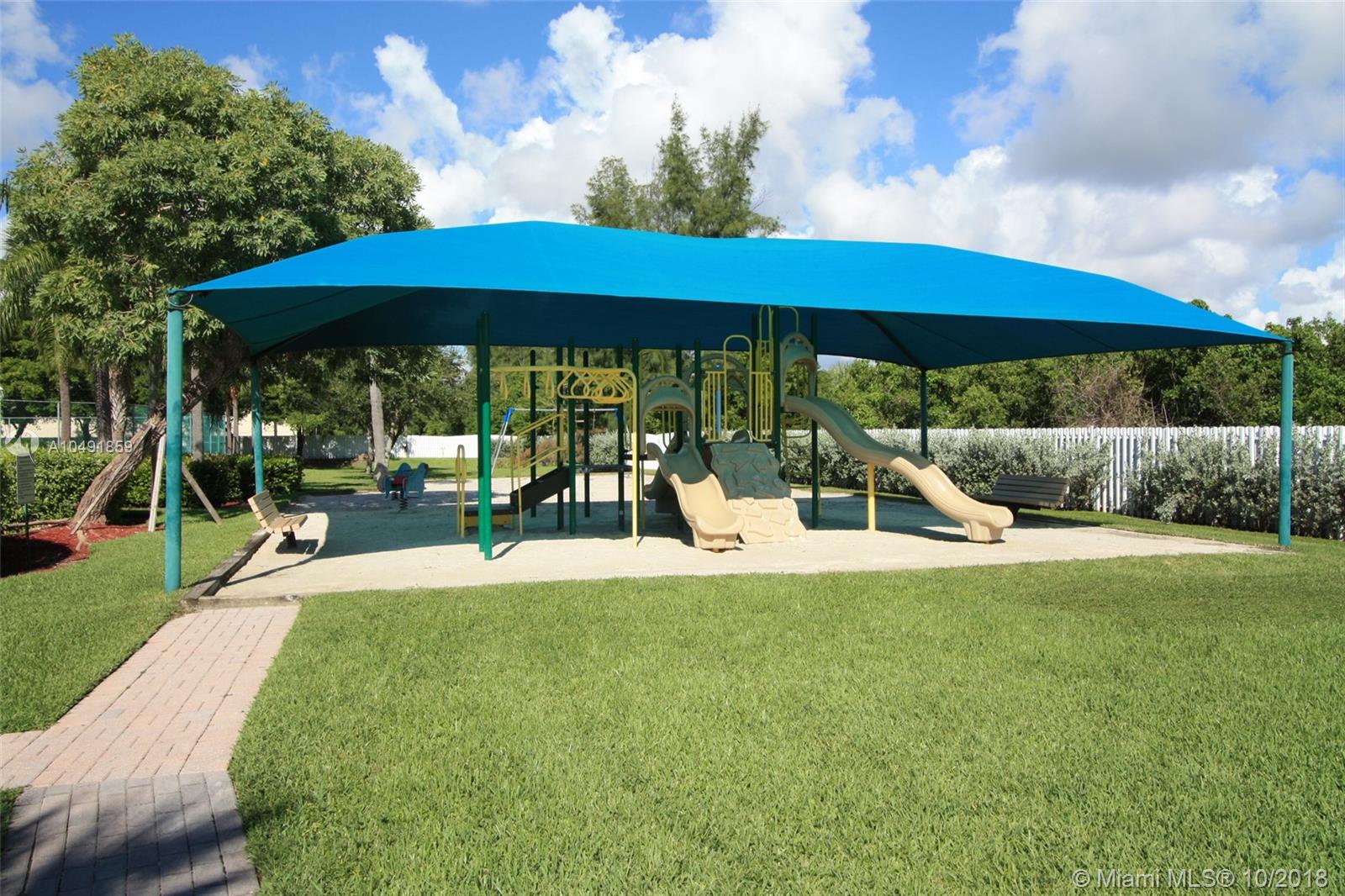 West Lake Village - Residential