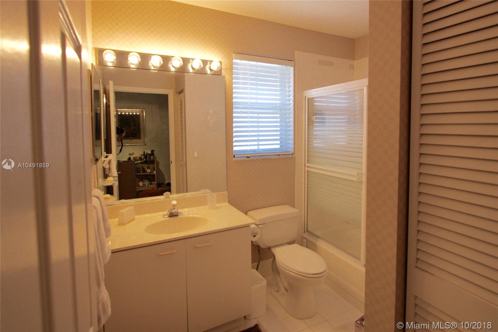 West Lake Village - Residential