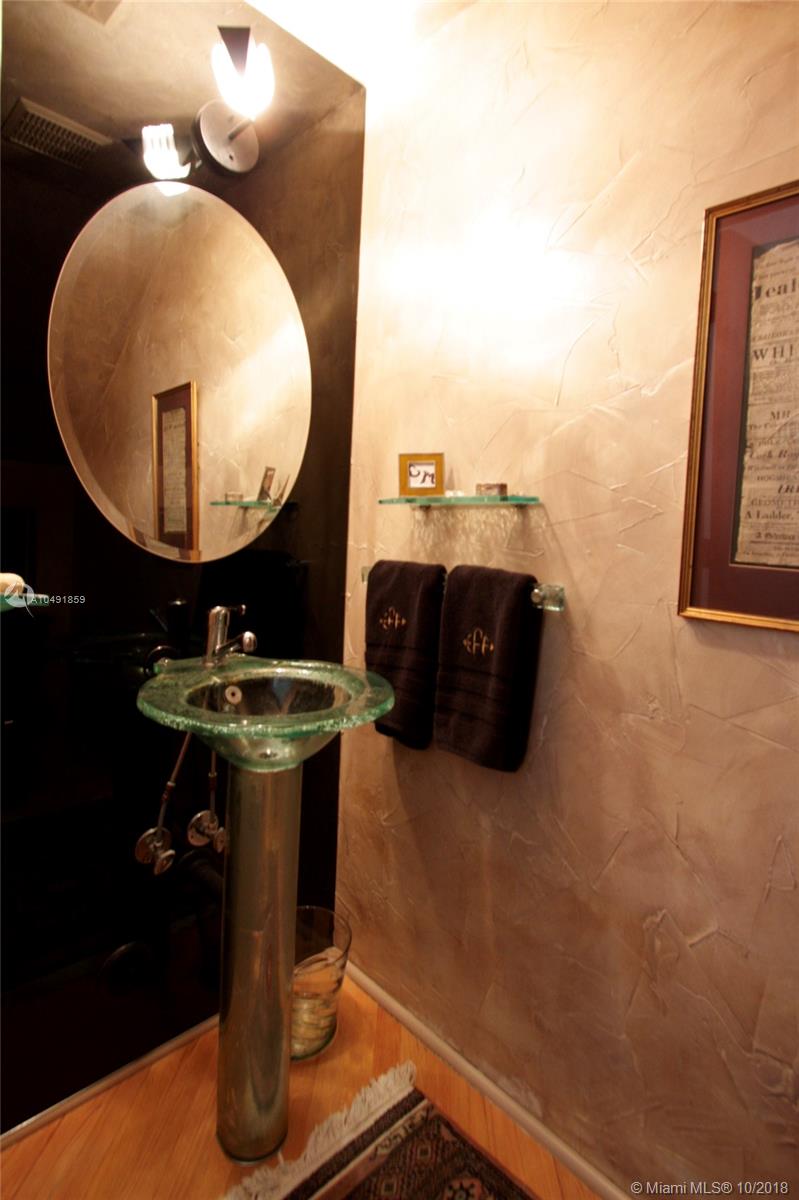 West Lake Village - Residential