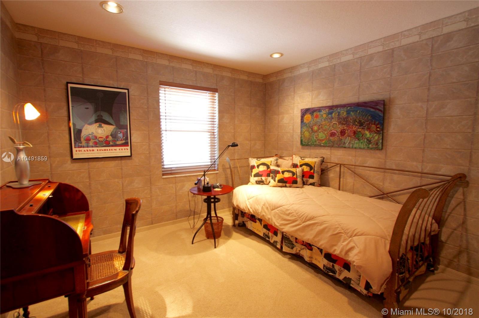 West Lake Village - Residential