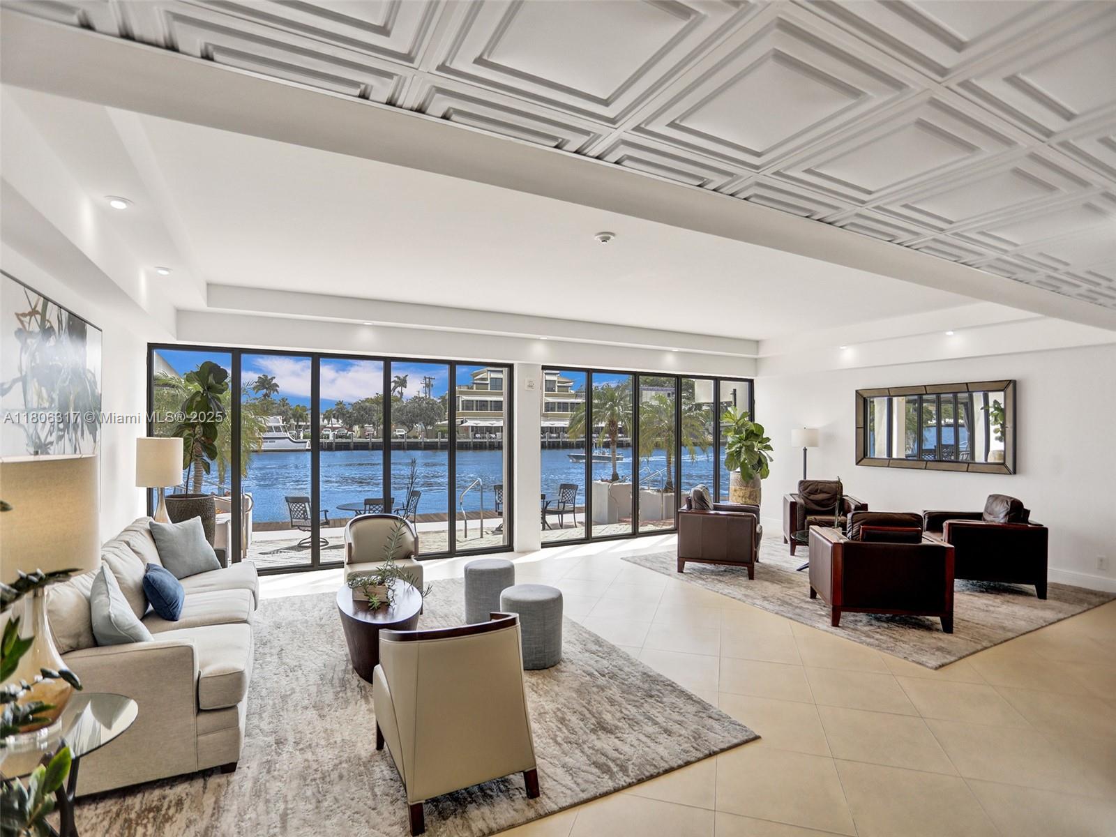 WARWICK CONDO - Residential