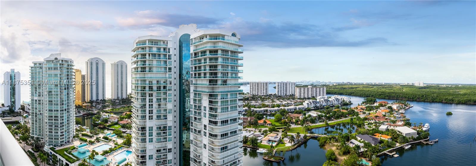 PARQUE TOWERS CONDO - Residential Lease