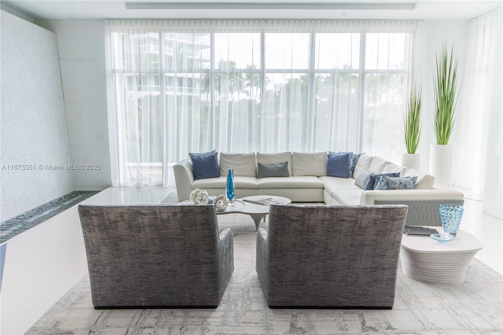 PARQUE TOWERS CONDO - Residential Lease