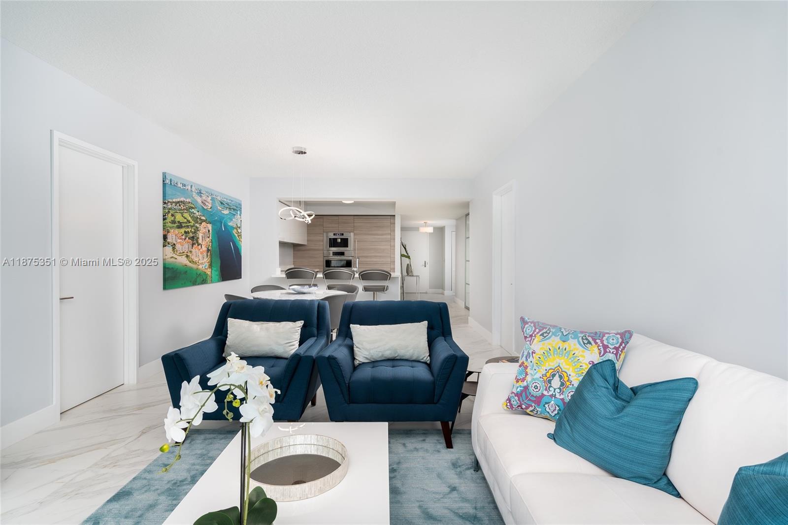 PARQUE TOWERS CONDO - Residential Lease