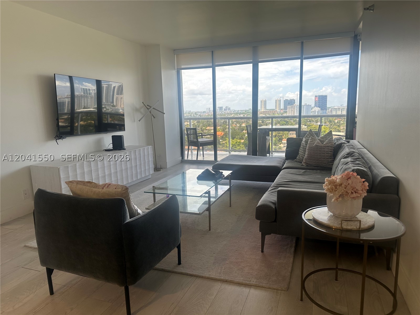 3640 Yacht Club Dr 1403