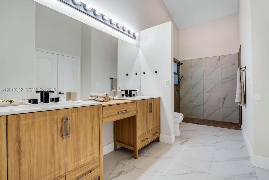 CHAPEL TRAIL REPLAT SECTI - Residential