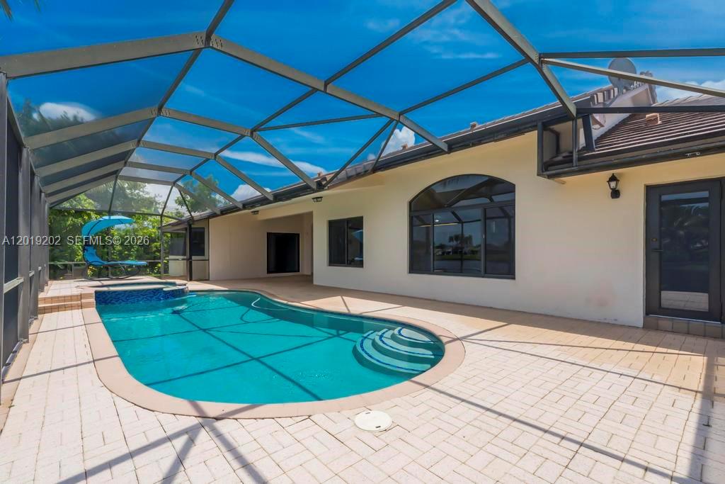 CHAPEL TRAIL REPLAT SECTI - Residential