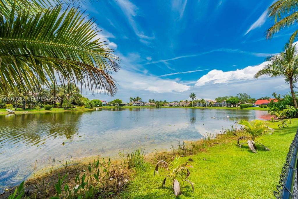CHAPEL TRAIL REPLAT SECTI - Residential