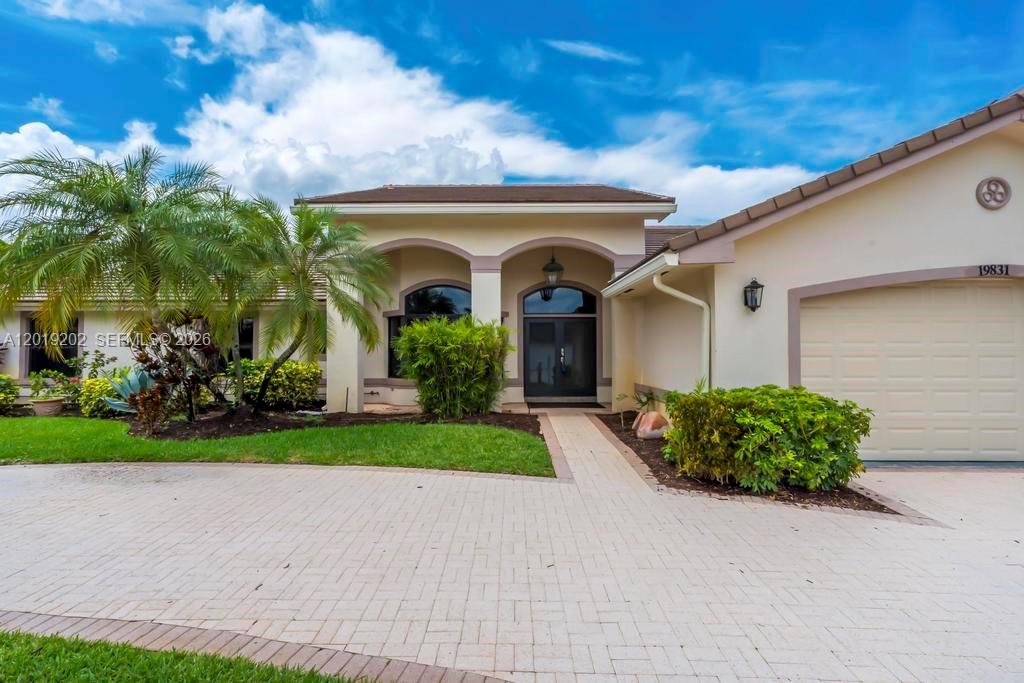 CHAPEL TRAIL REPLAT SECTI - Residential
