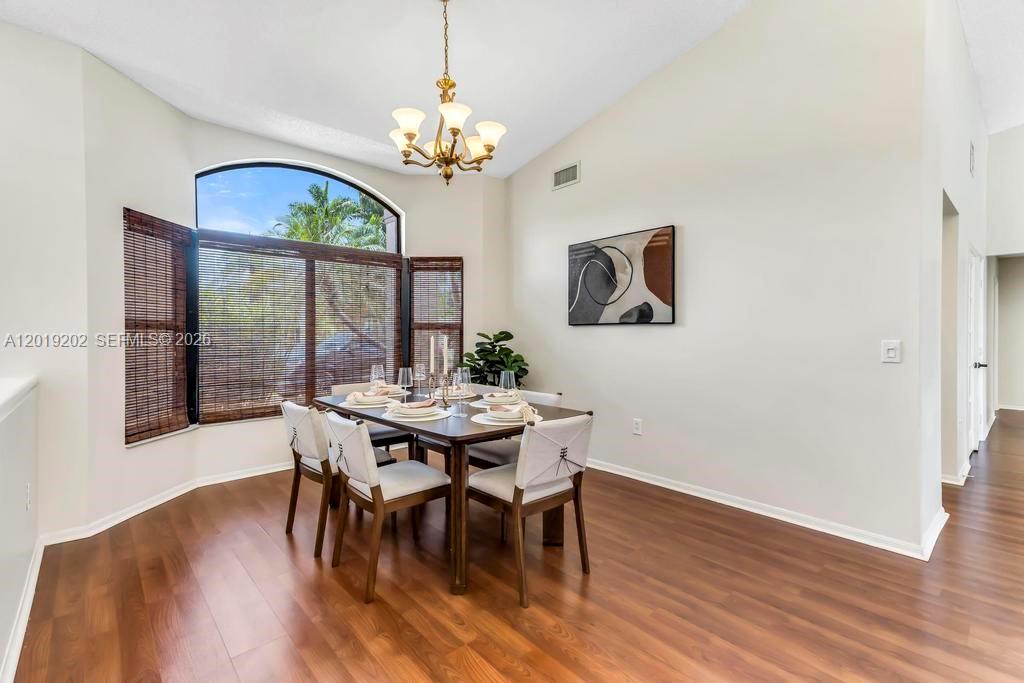 CHAPEL TRAIL REPLAT SECTI - Residential