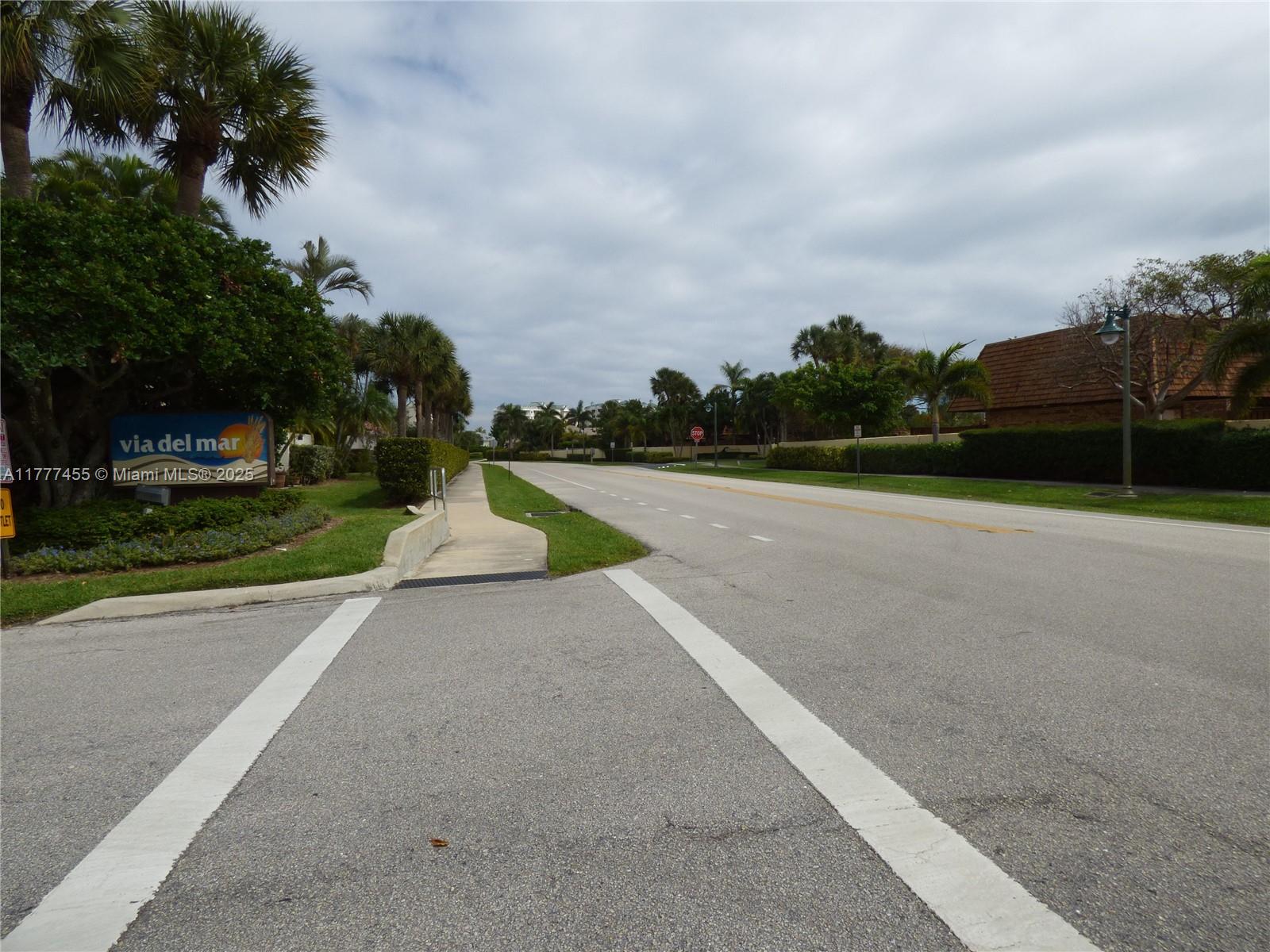 VIA DEL MAR CONDO - Residential Lease