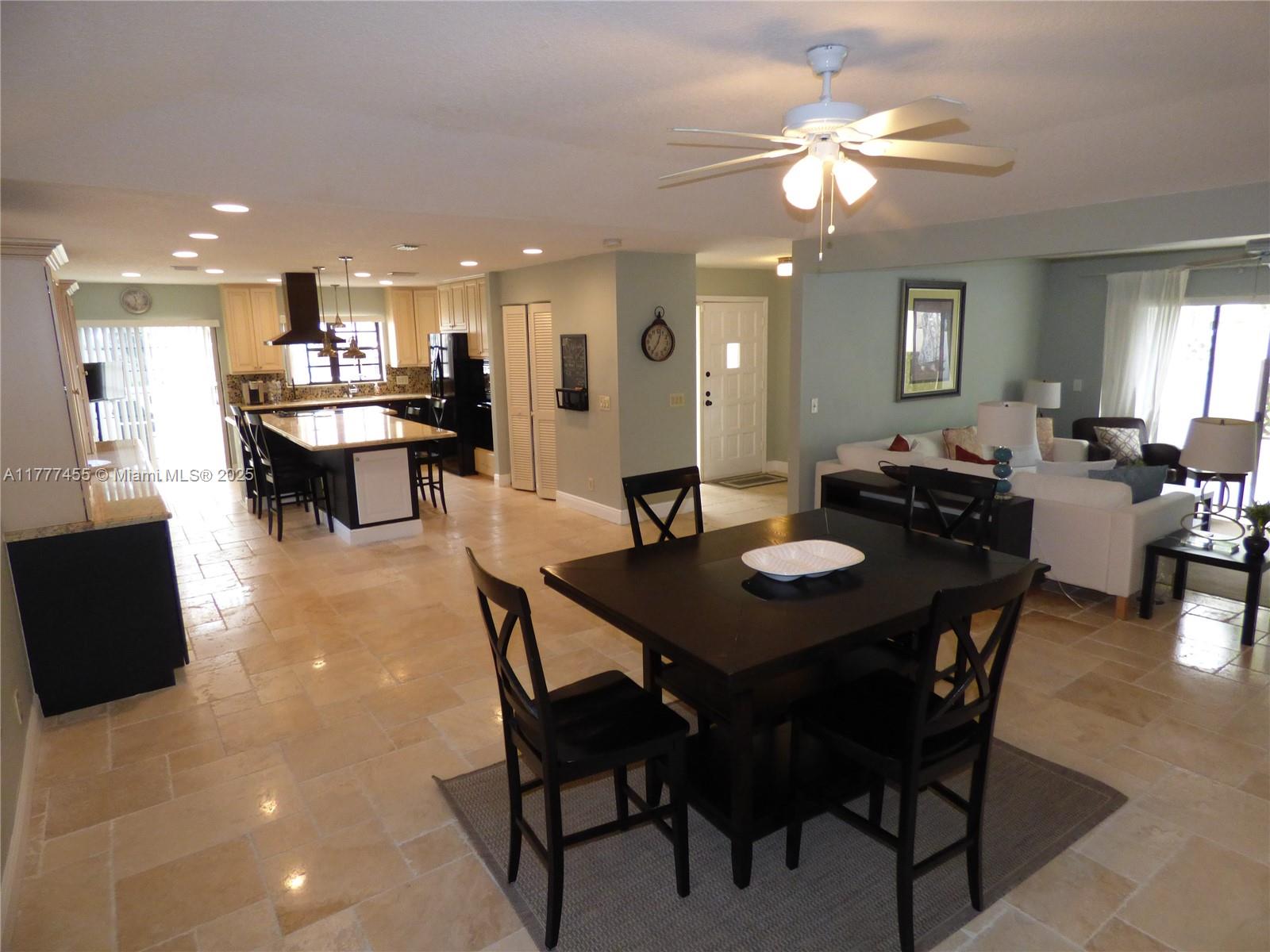 VIA DEL MAR CONDO - Residential Lease