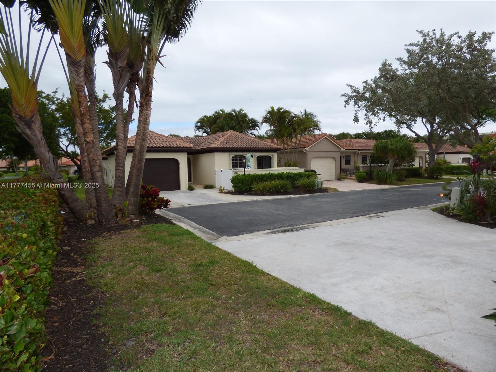 VIA DEL MAR CONDO - Residential Lease