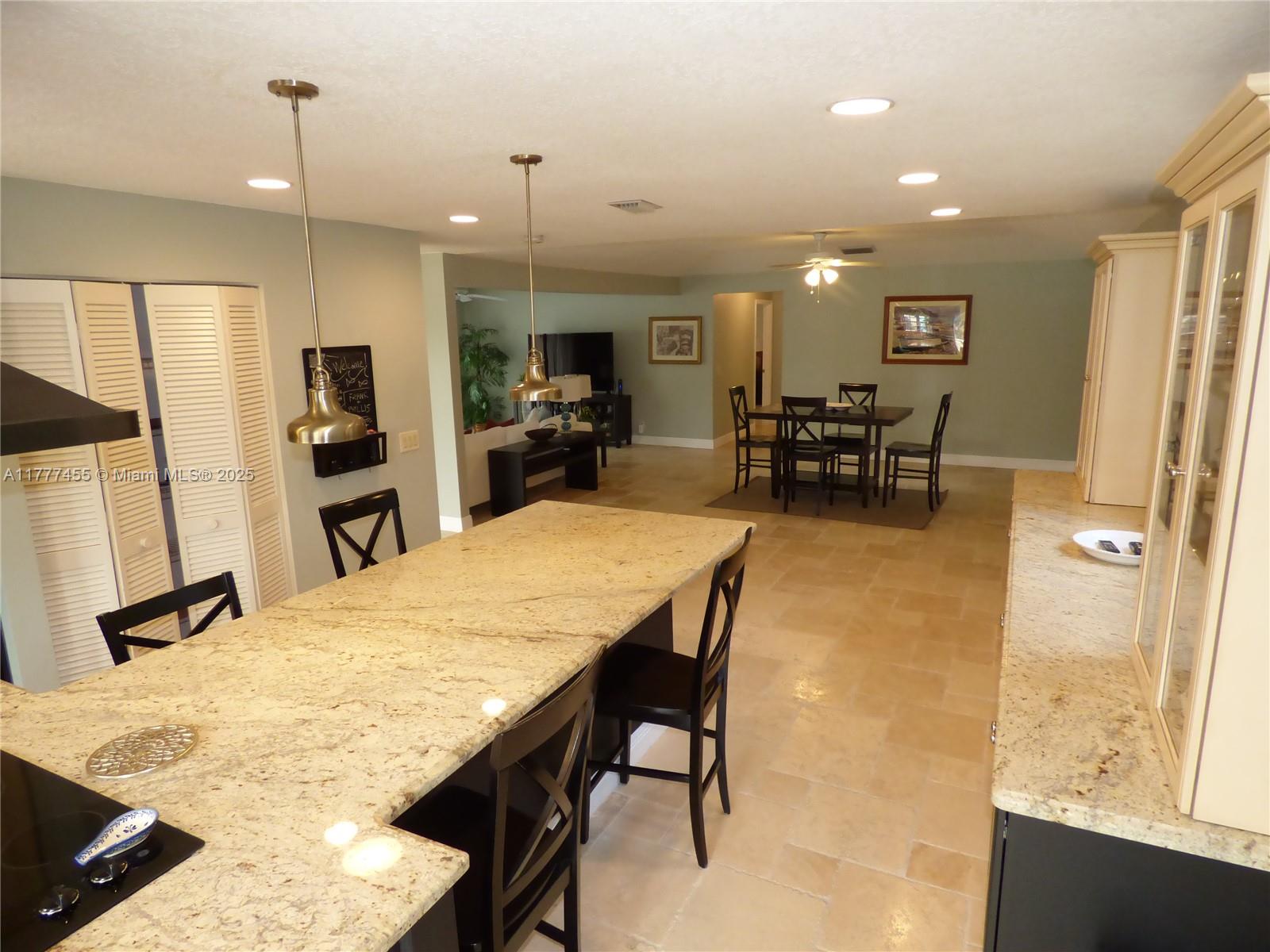VIA DEL MAR CONDO - Residential Lease