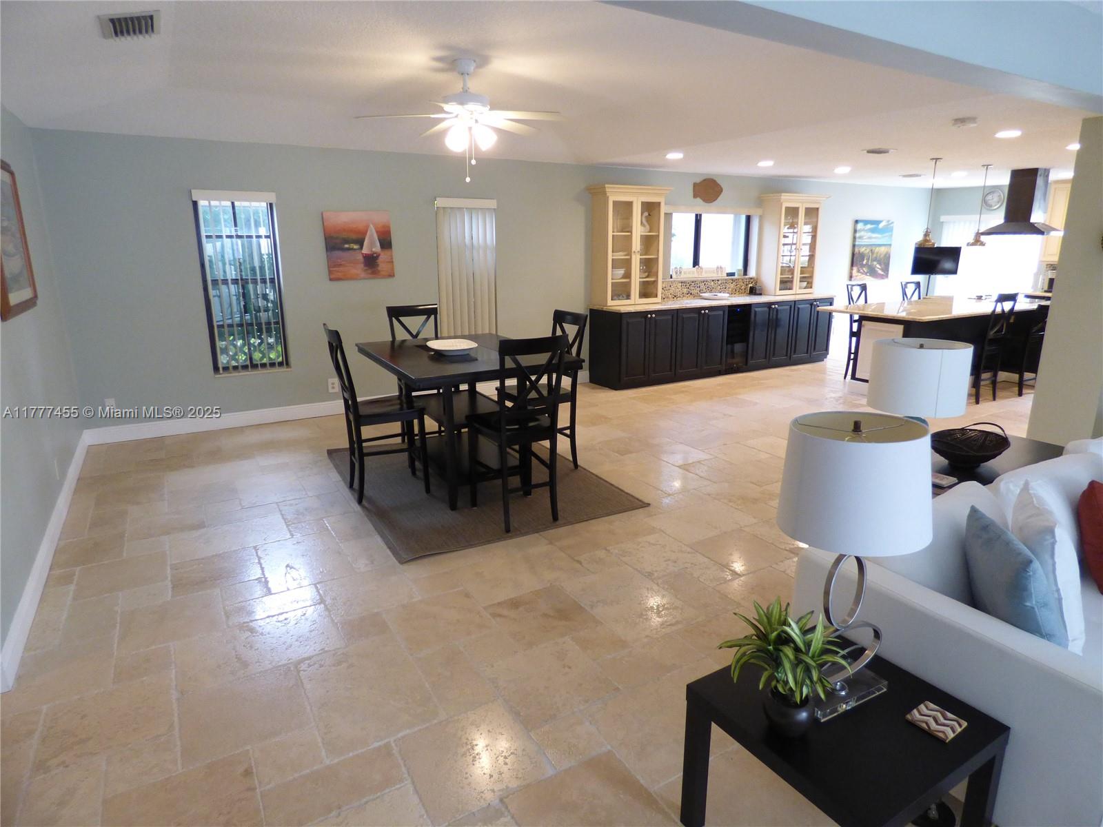 VIA DEL MAR CONDO - Residential Lease