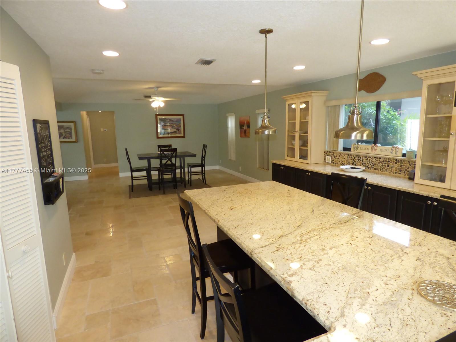 VIA DEL MAR CONDO - Residential Lease