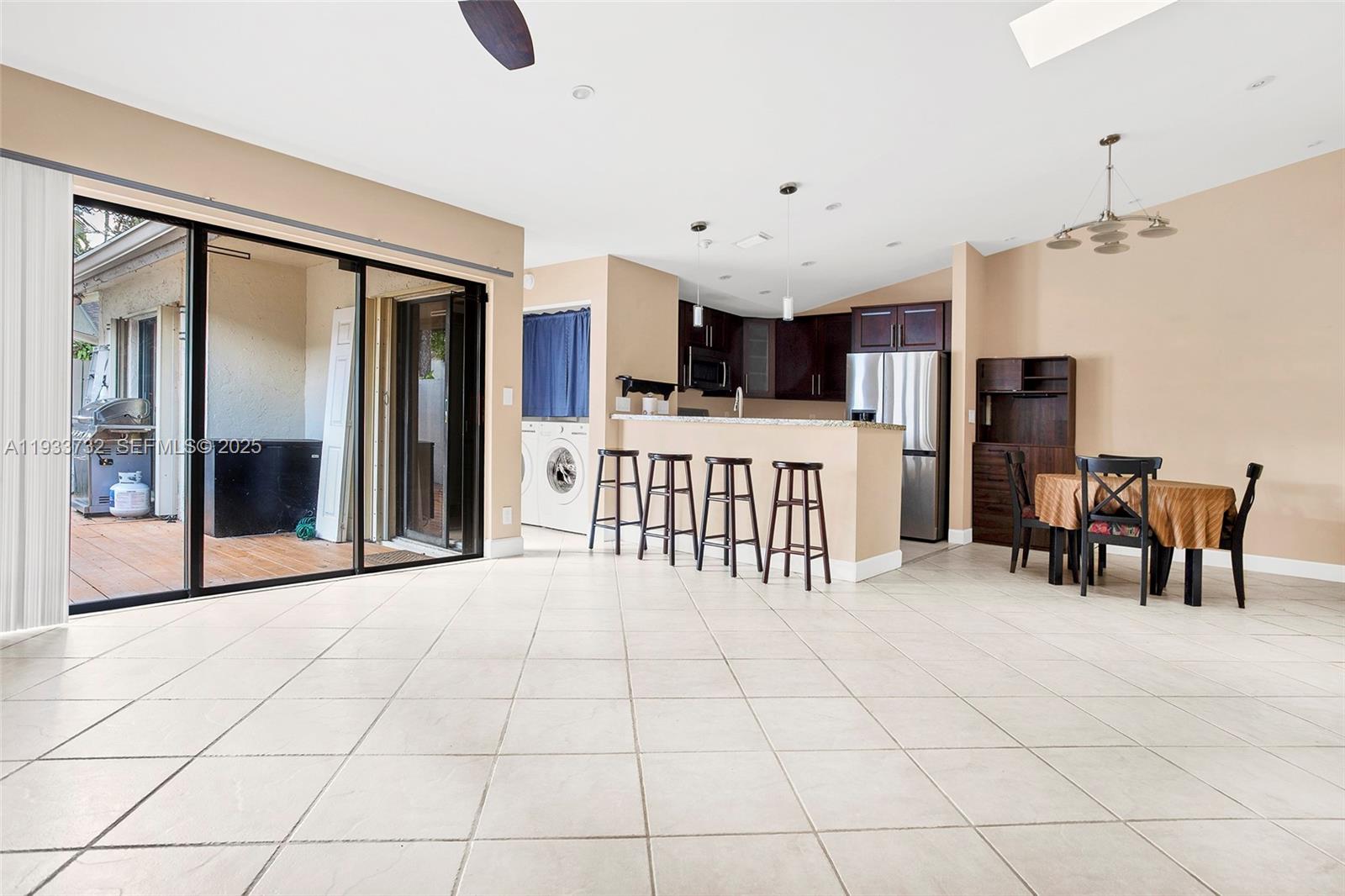 PINES OF OAKLAND FOREST W - Residential