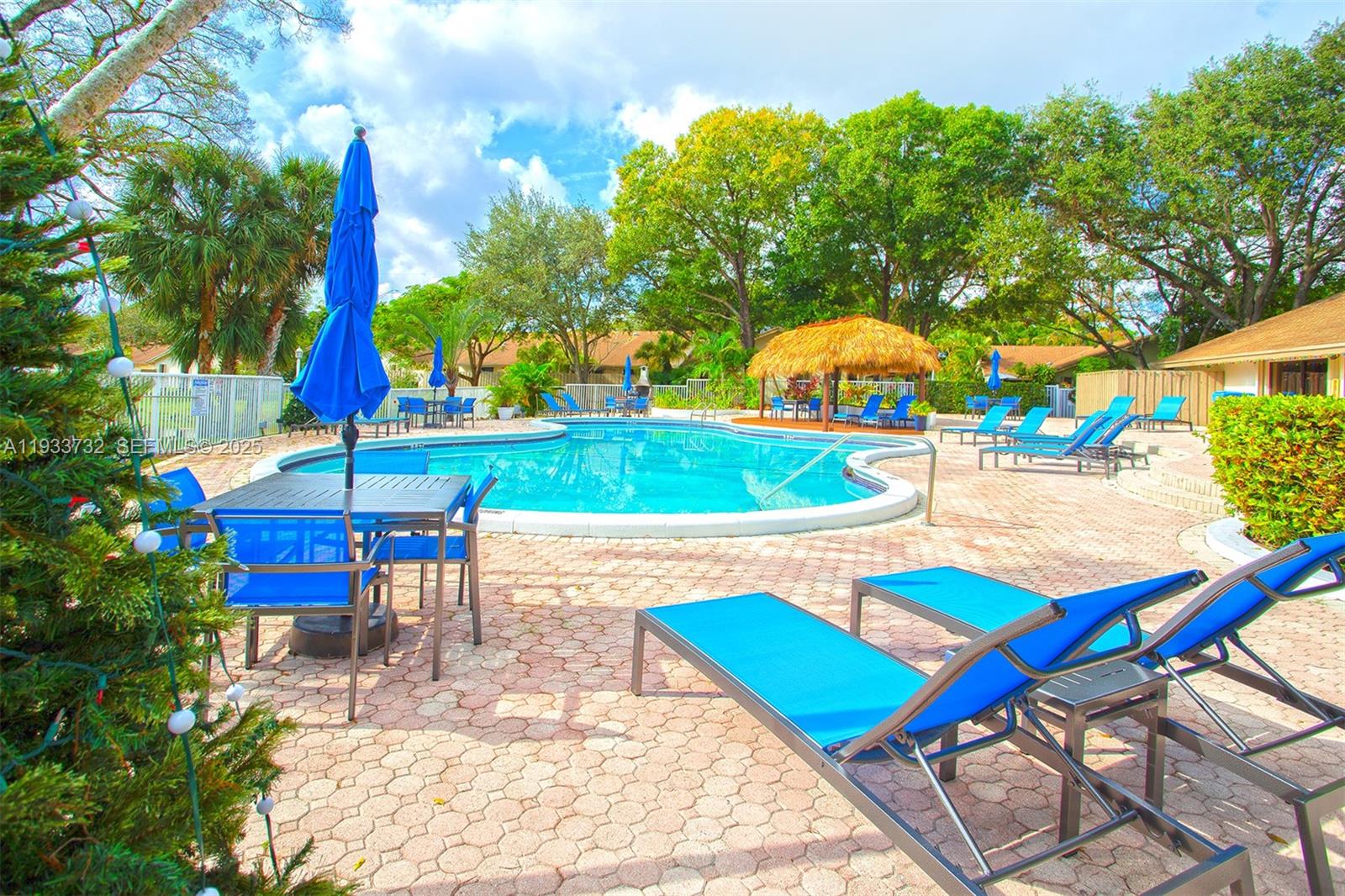 PINES OF OAKLAND FOREST W - Residential