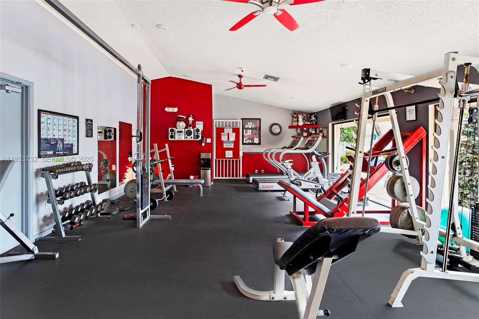 PINES OF OAKLAND FOREST W - Residential