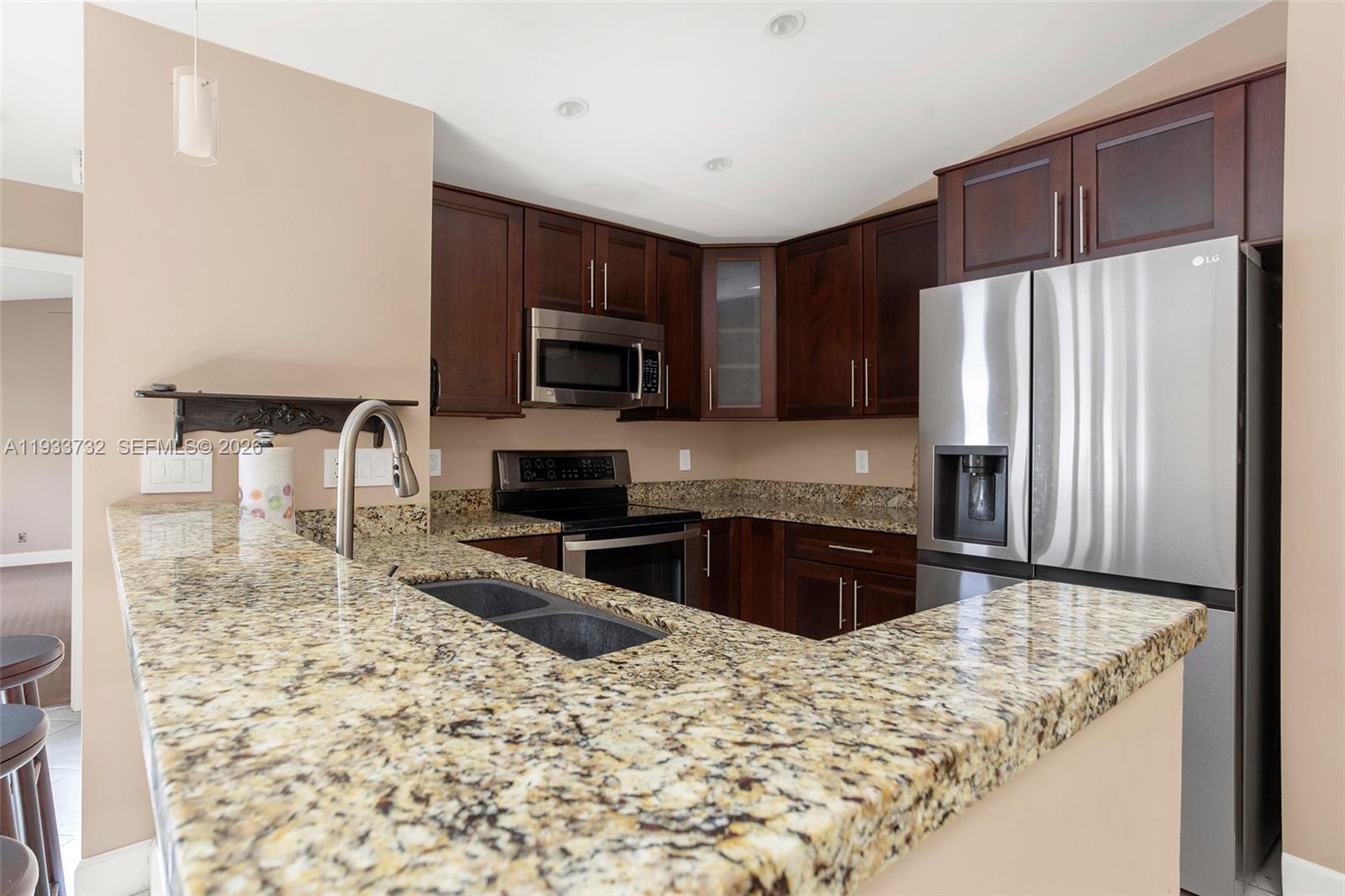 3074 S Oakland Forest Dr 702