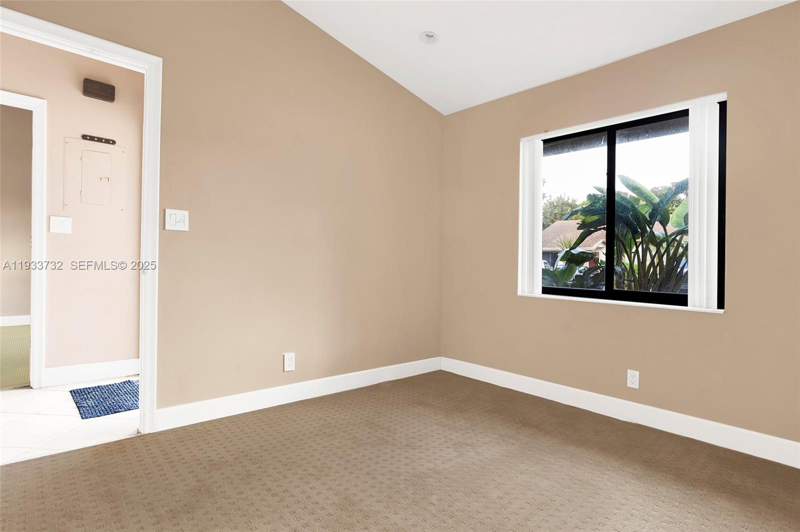 PINES OF OAKLAND FOREST W - Residential