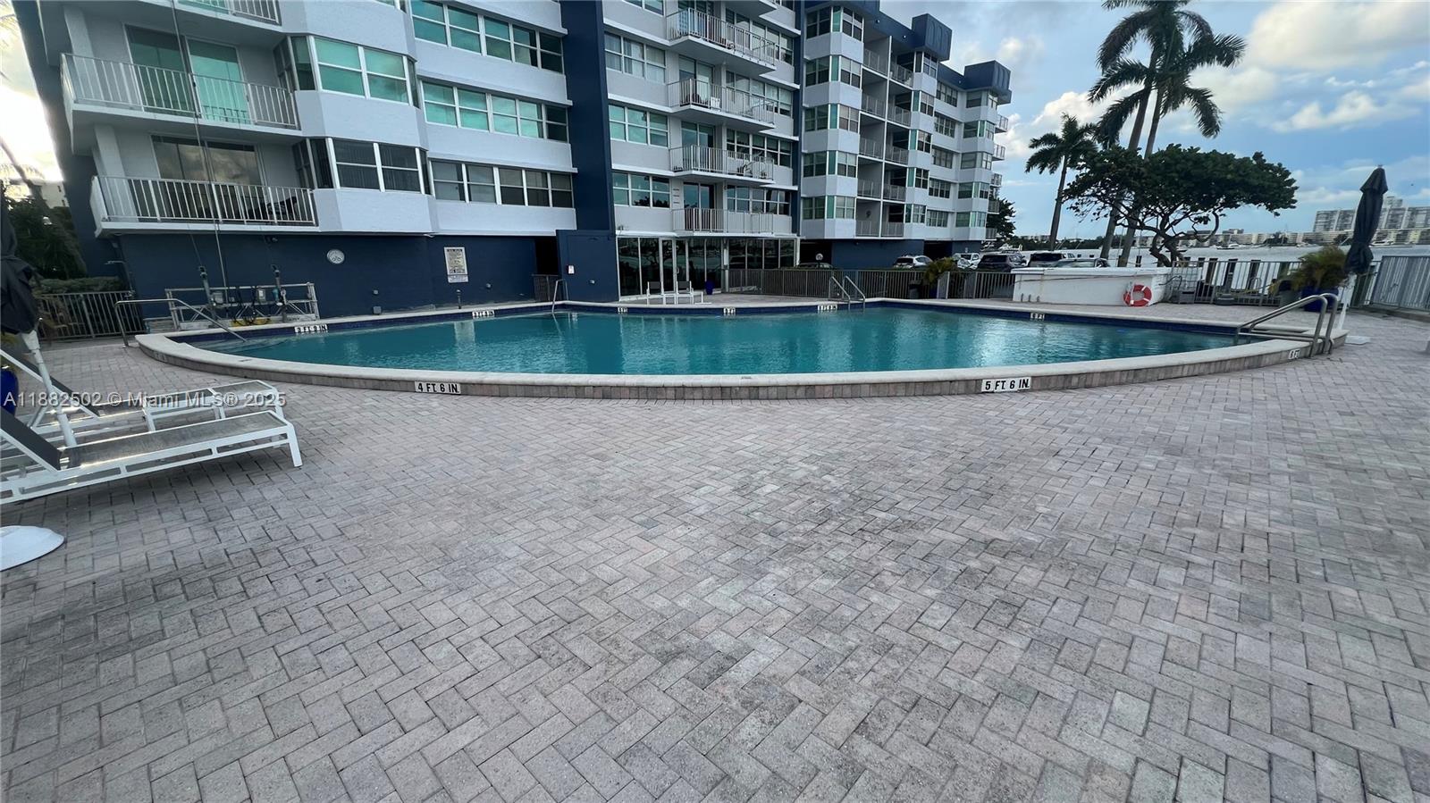 REEF SOUTH CONDO - Residential