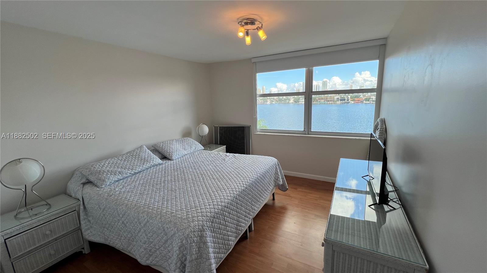 REEF SOUTH CONDO - Residential