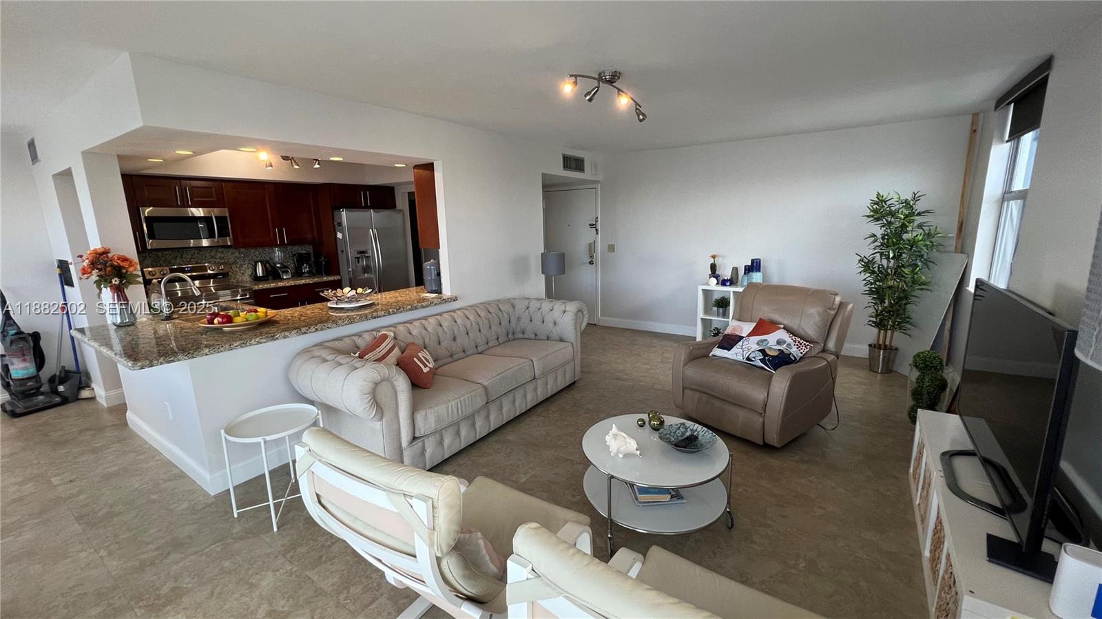 REEF SOUTH CONDO - Residential