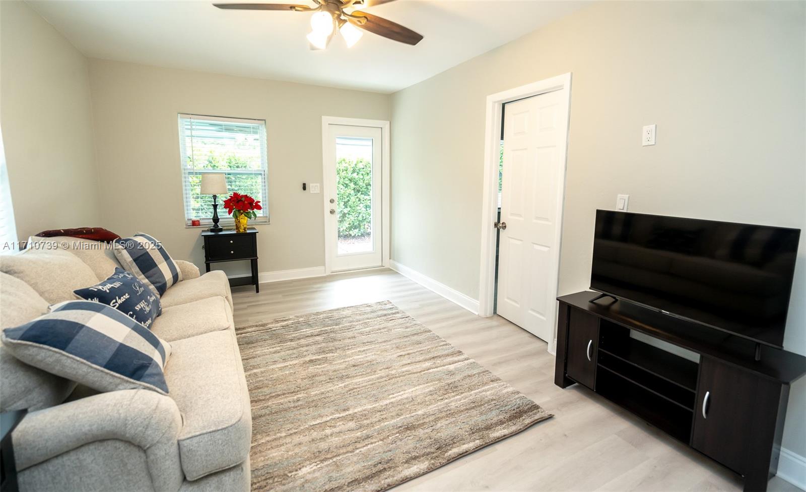CORAL WAY PK SEC D - Residential