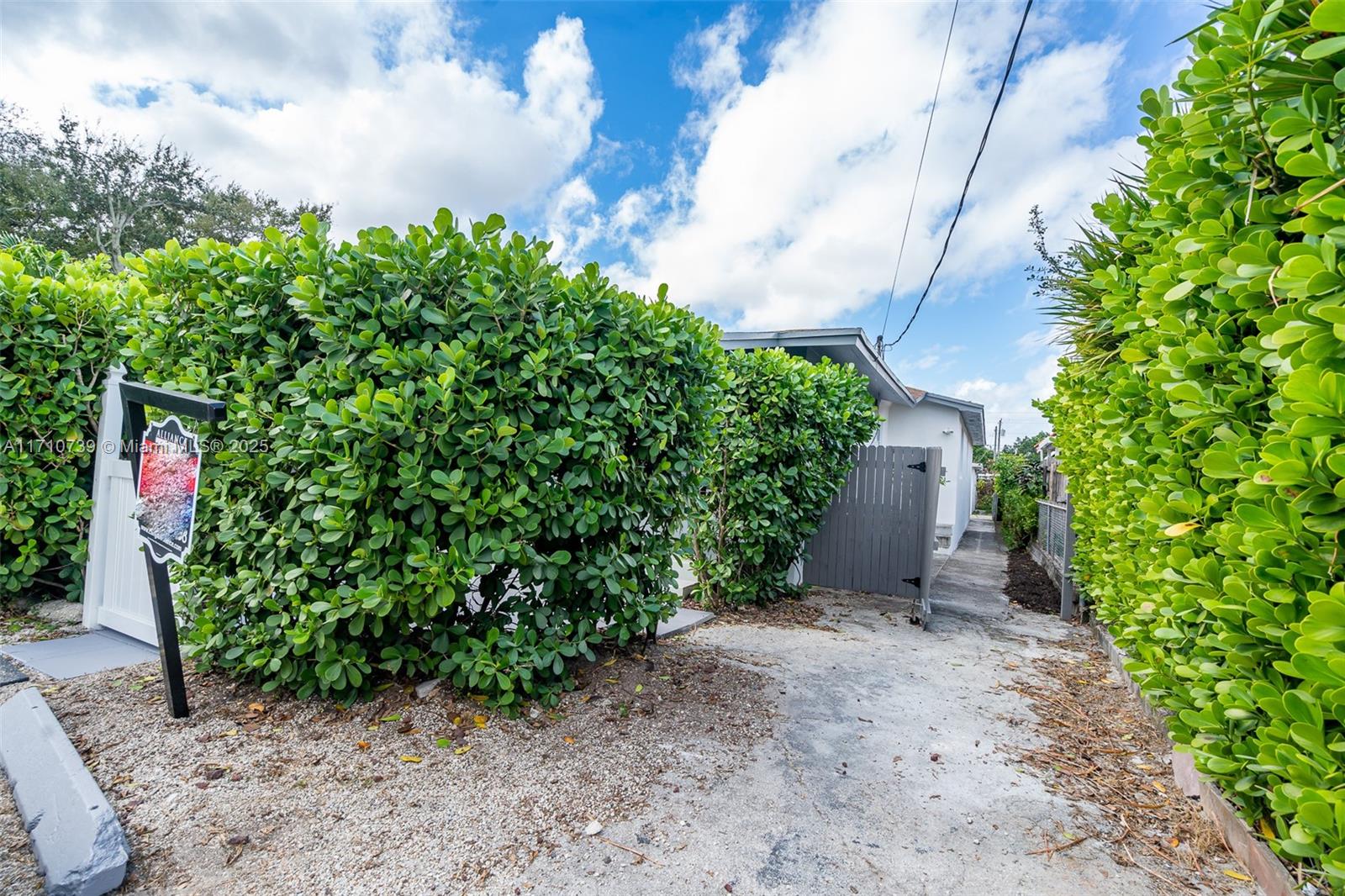 CORAL WAY PK SEC D - Residential