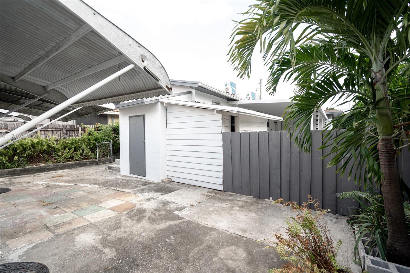 CORAL WAY PK SEC D - Residential