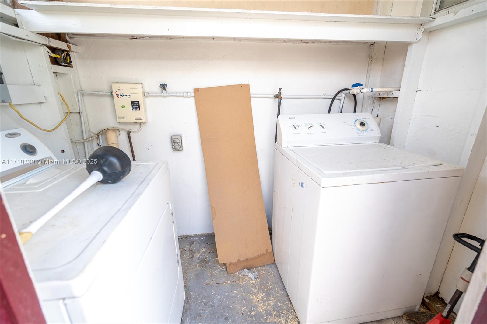 CORAL WAY PK SEC D - Residential