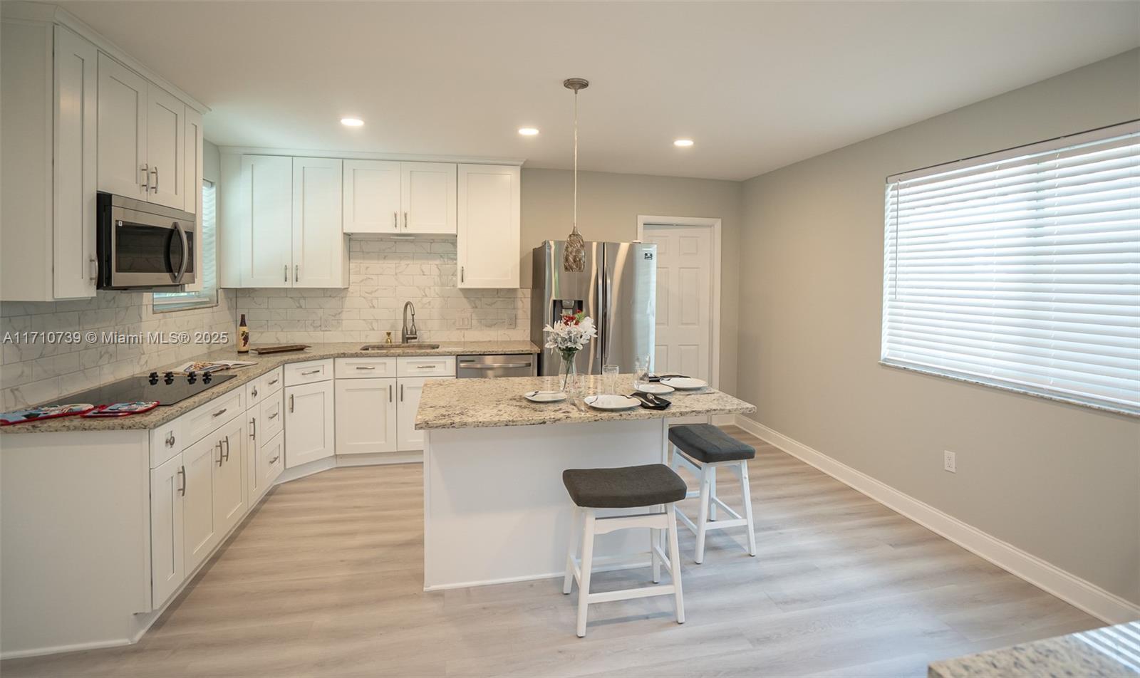 CORAL WAY PK SEC D - Residential