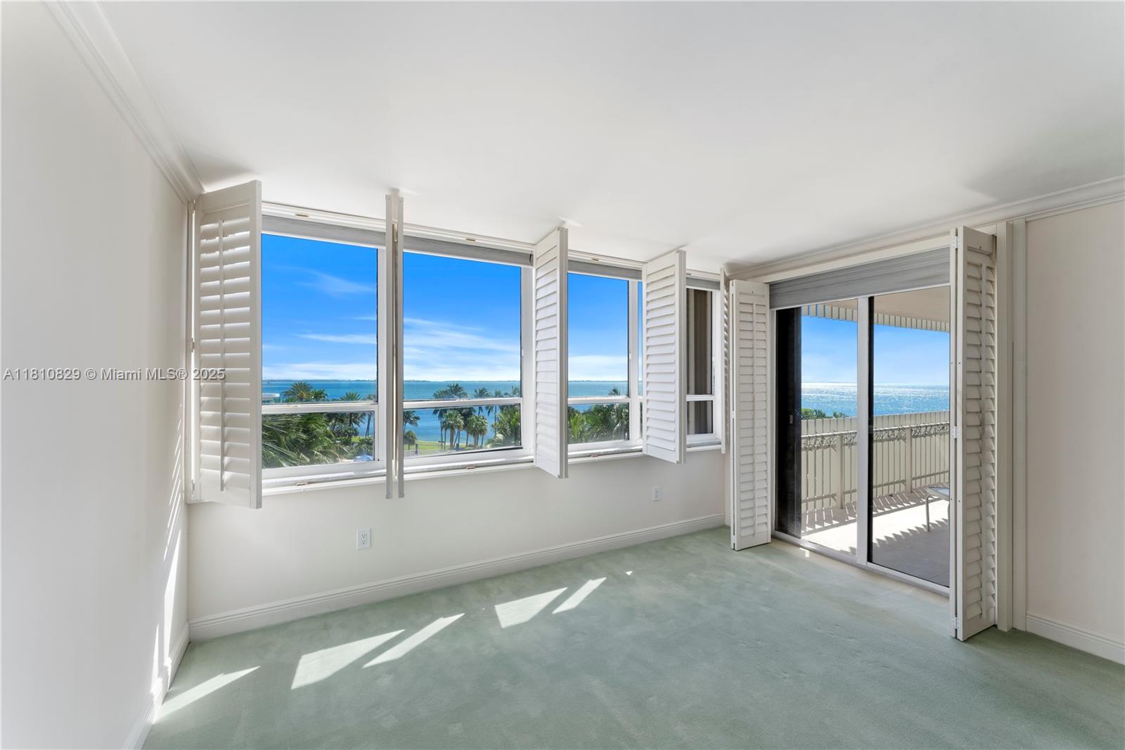 2 Grove Isle Dr B503