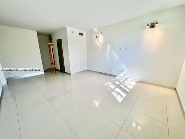 OCEAN RESERVE CONDO - Residential Lease