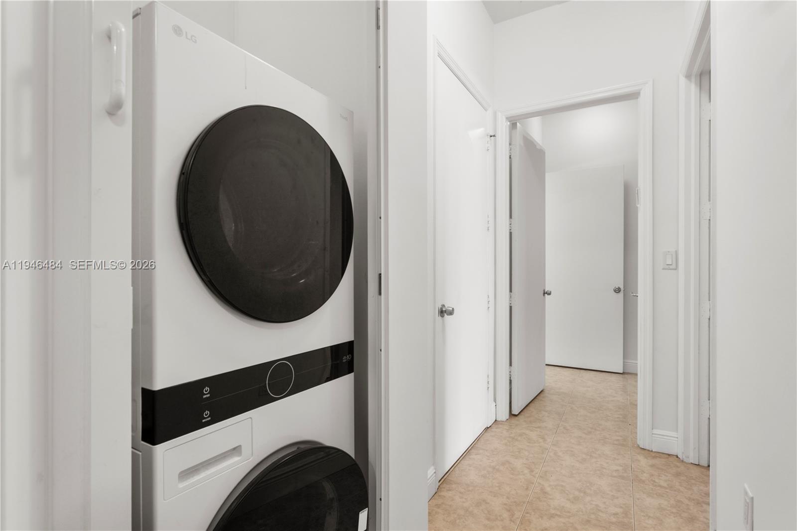 TURNBERRY VILLAGE SO TOWE - Residential