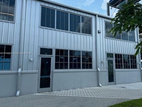 3385 Pan American Dr Miami FL 33133