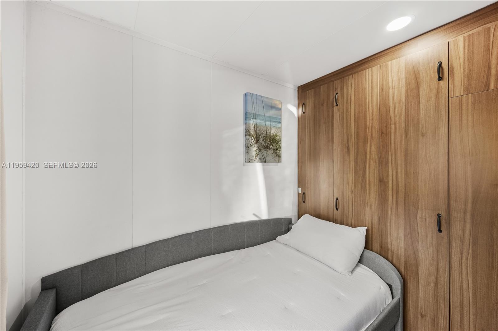 REED LAND CO - Residential Lease