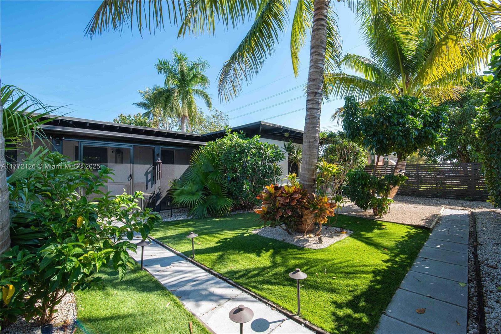 515 Nw 116th St, Miami, Broward County, Florida - 2 Bedrooms  
2 Bathrooms - 