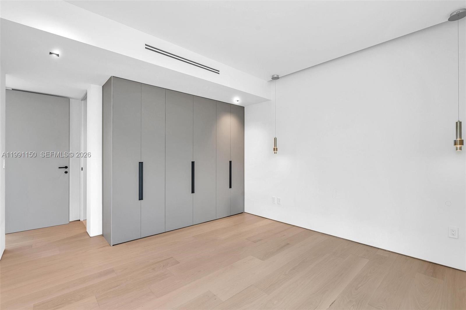 NORMANDY GOLF COURSE - Residential