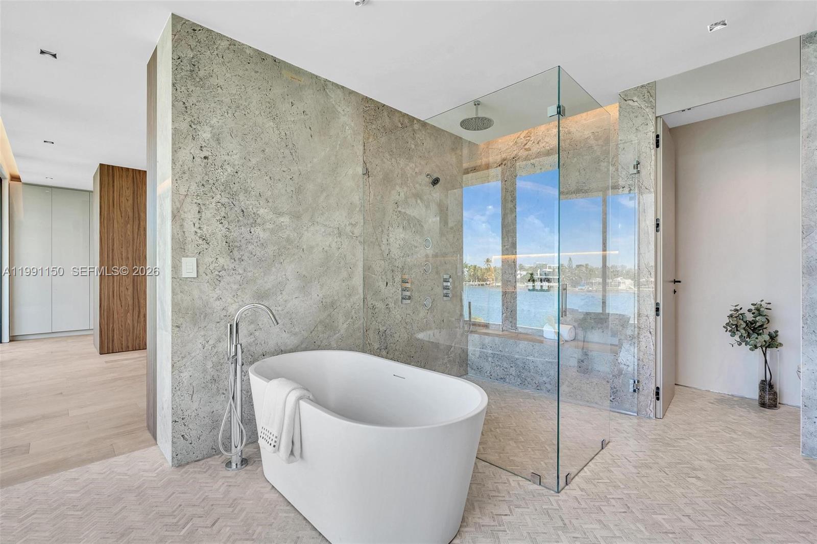 NORMANDY GOLF COURSE - Residential