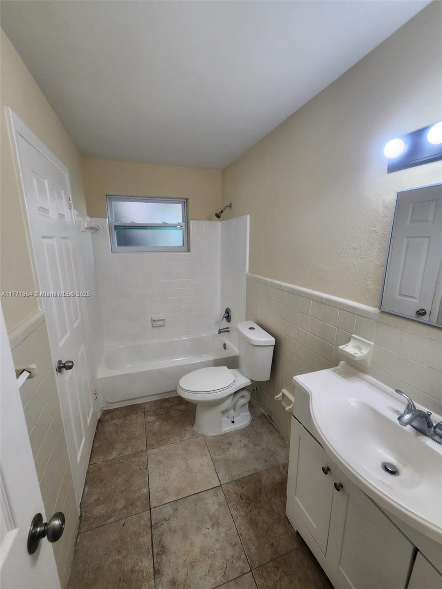 INLET CITY - Residential Lease